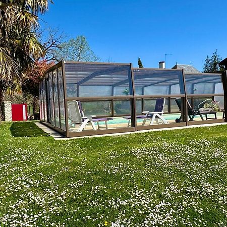 Maison De Charme Piscine Couverte Chauffee Mayrinhac-Lentour Exteriör bild